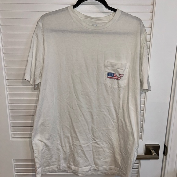 Vineyard Vines shirt size Large - Picture 4 of 5